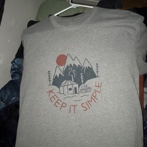 LARGE Wild Tribute grey “Keep it Simple” t-shirt